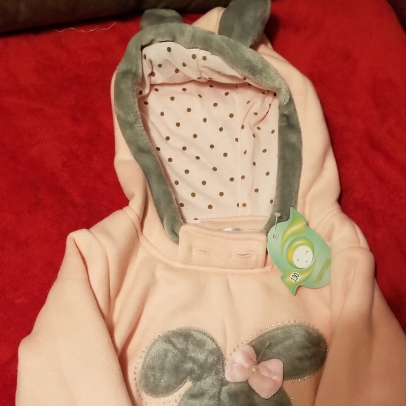 Cute pink bunny sweater🇨🇦🇨🇦 - Picture 2 of 2
